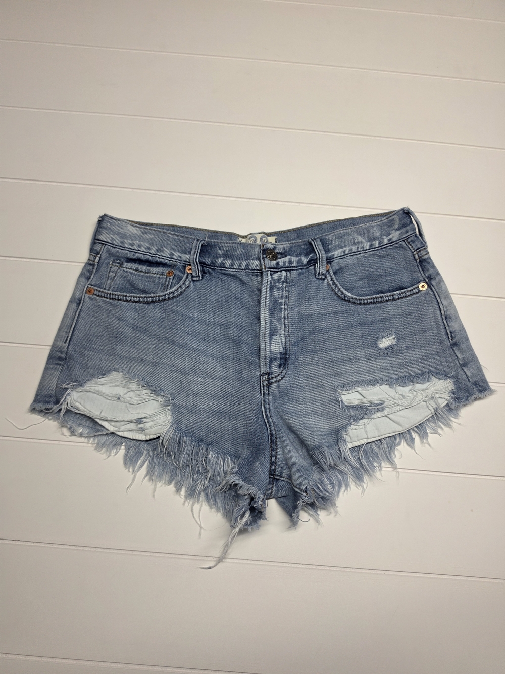 Free People "We The Free" denim cut-off shorts High Rise Size 29